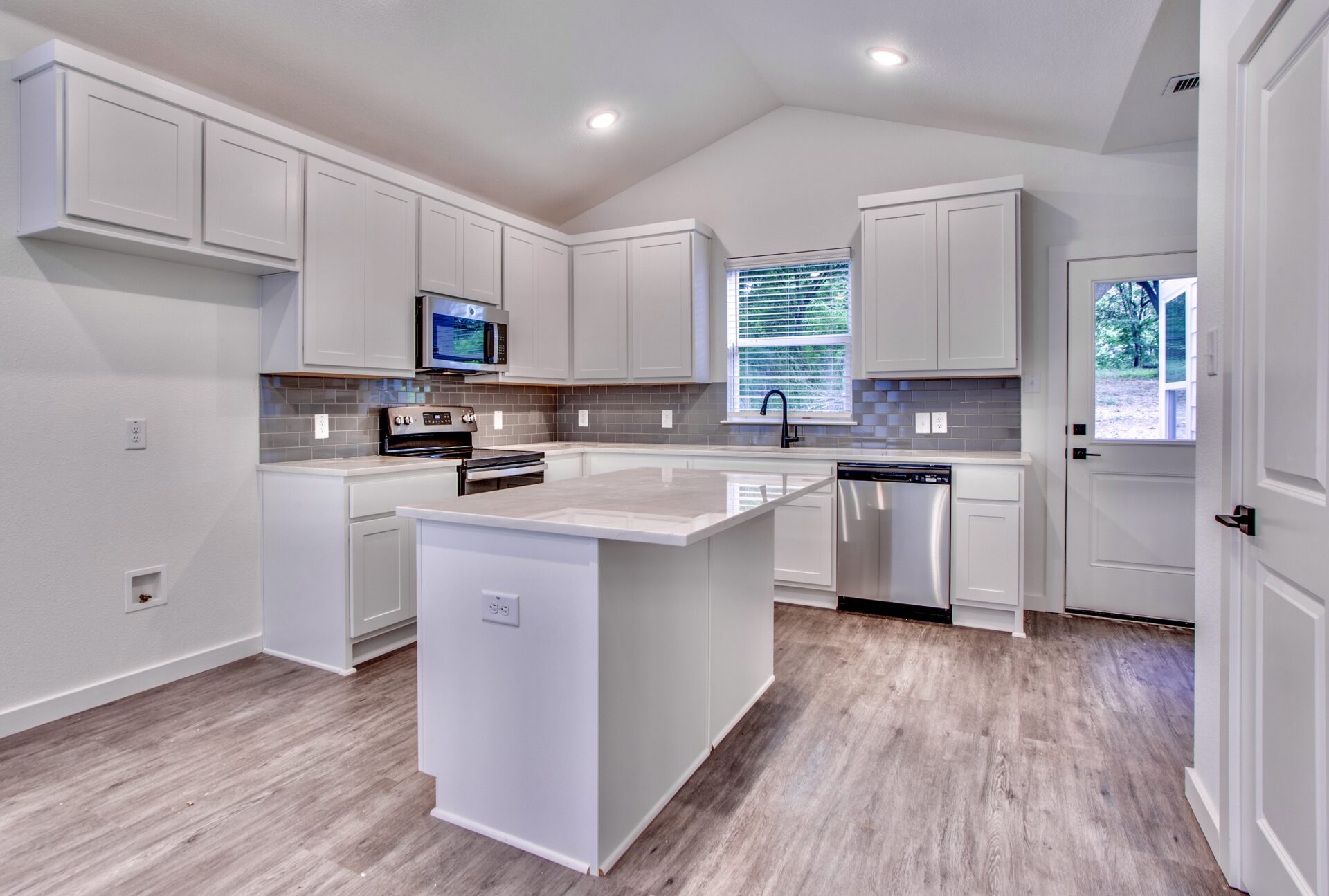 Bailey Bros Builders LP